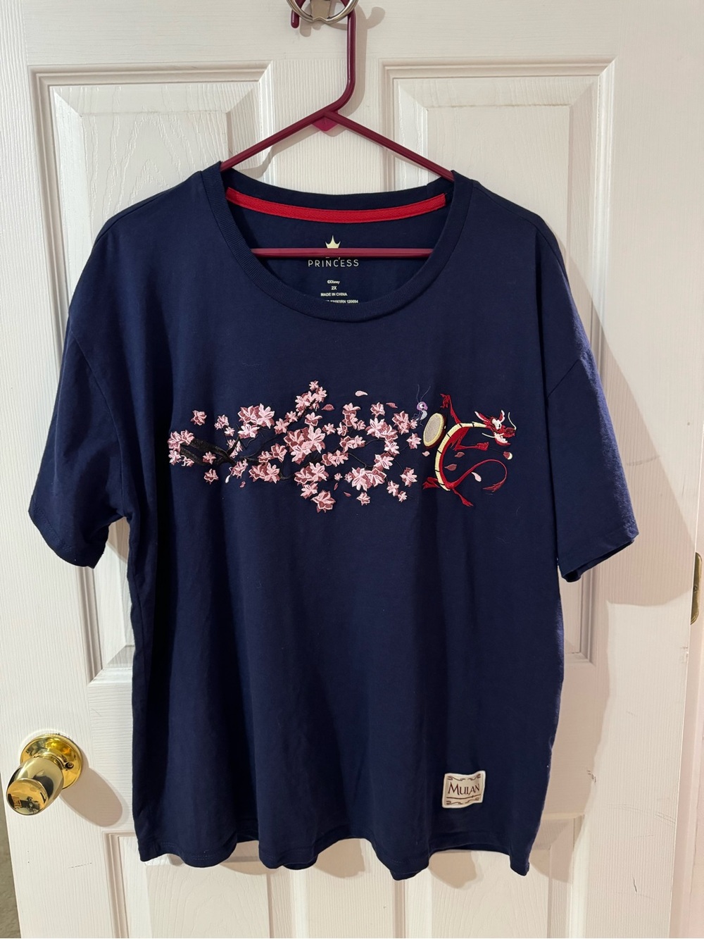 Disney Mulan BoxLunch Exclusive Embroidered T-Shirt 2X Navy Mushu Princess